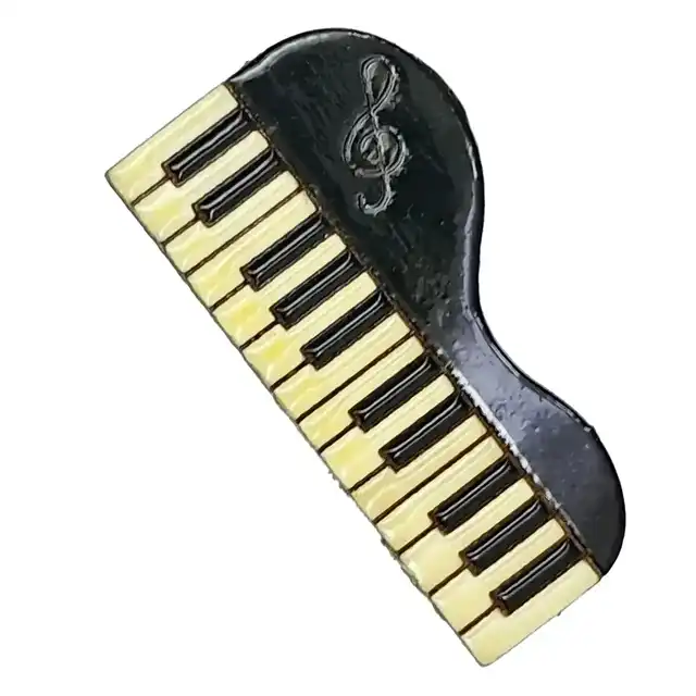 پیکسل طرح پیانو فانتزی کد b22319: این اکسسوری زنانه و مردانه از جنس چوب با کیفیت برگرفته از ساز و موسیقی پیانو ساخته شده